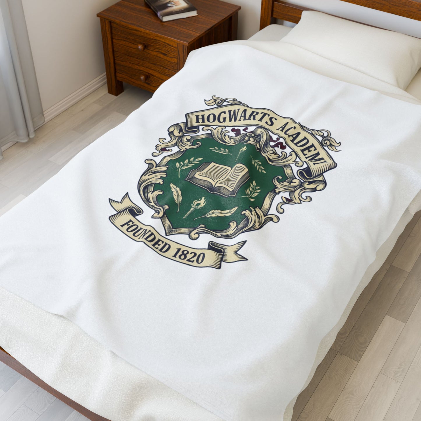 Hogwarts Velveteen Plush Blanket | Collegiate Crest, Vintage Club Logo
